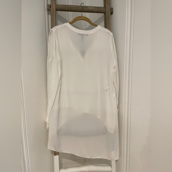 BCBG MAX AZRIA WHITE MAZIE ASYMMETRICAL TOP - Picture 4 of 8